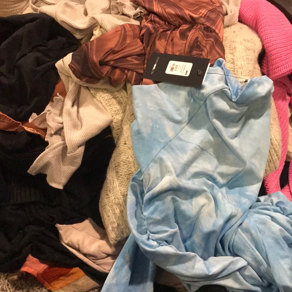 MYSTERY BOX 15 ITEMS BRAND NEW SOME W/O TAGS